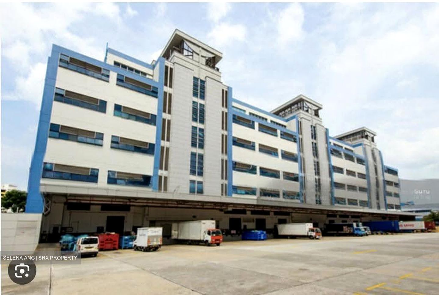 Pandan Crescent (D5), Factory #611009871